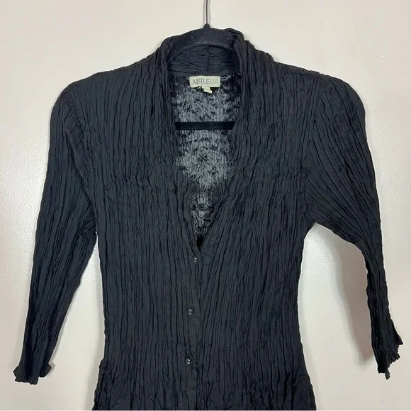 Alquema Crinkle Dress Size 1 (6 8 10) Midi 3/4 Sleeve Button Black - Picture 2 of 12